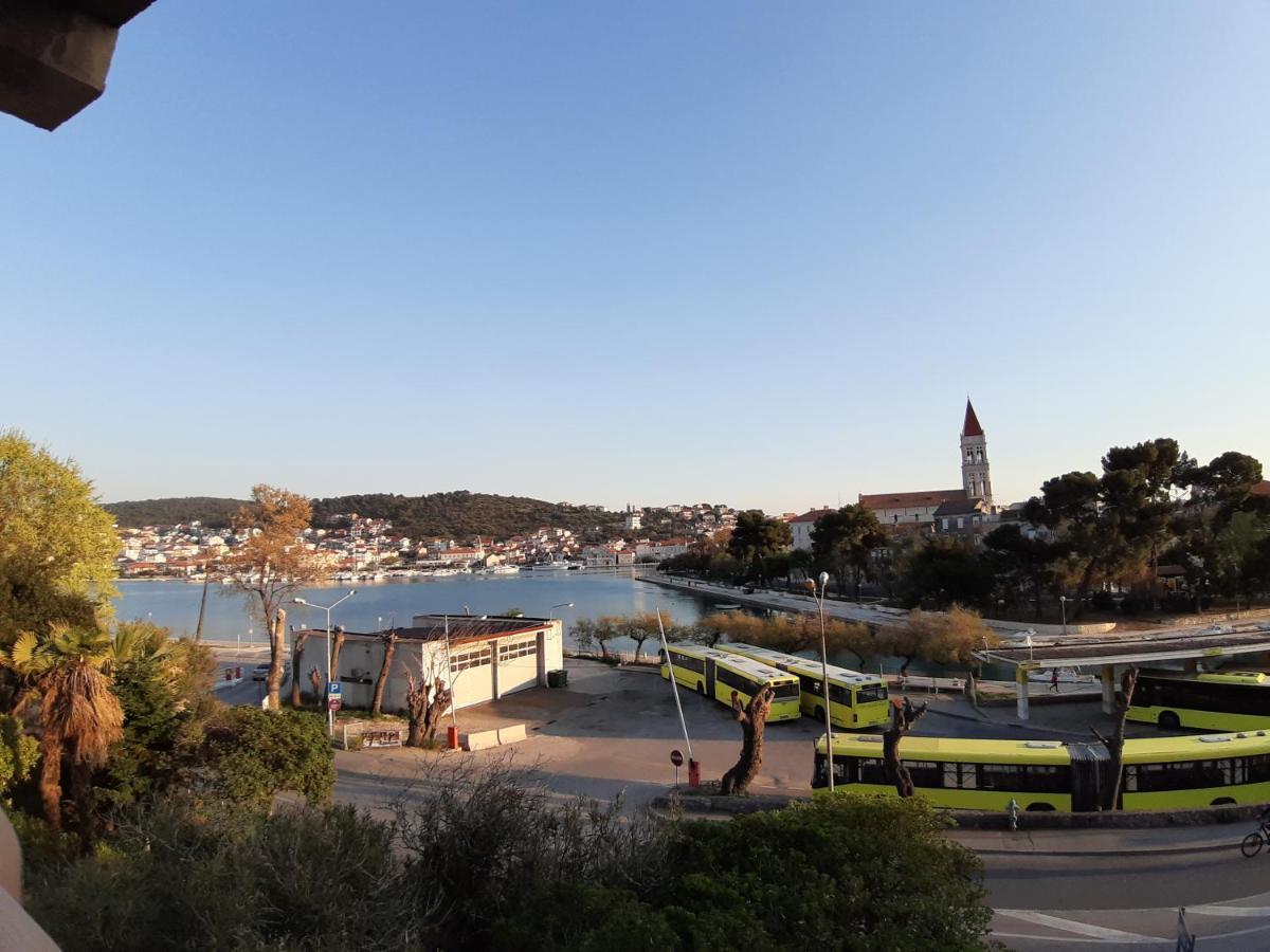 Apartman Petrovic City Center Trogir Exterior photo