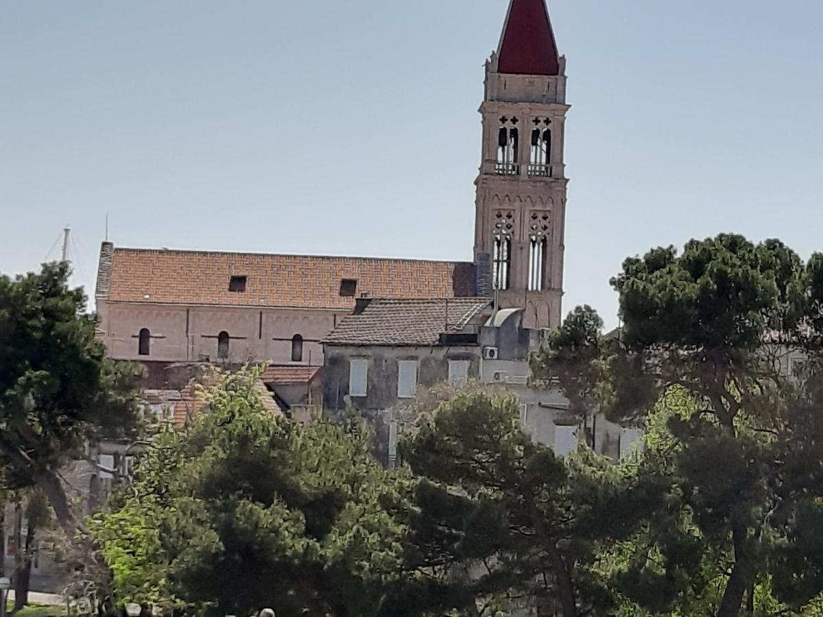 Apartman Petrovic City Center Trogir Exterior photo