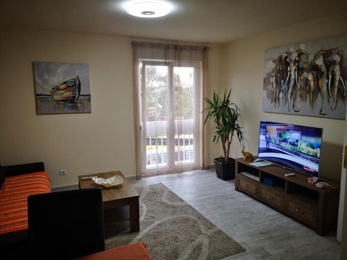 Apartman Petrovic City Center Trogir Exterior photo