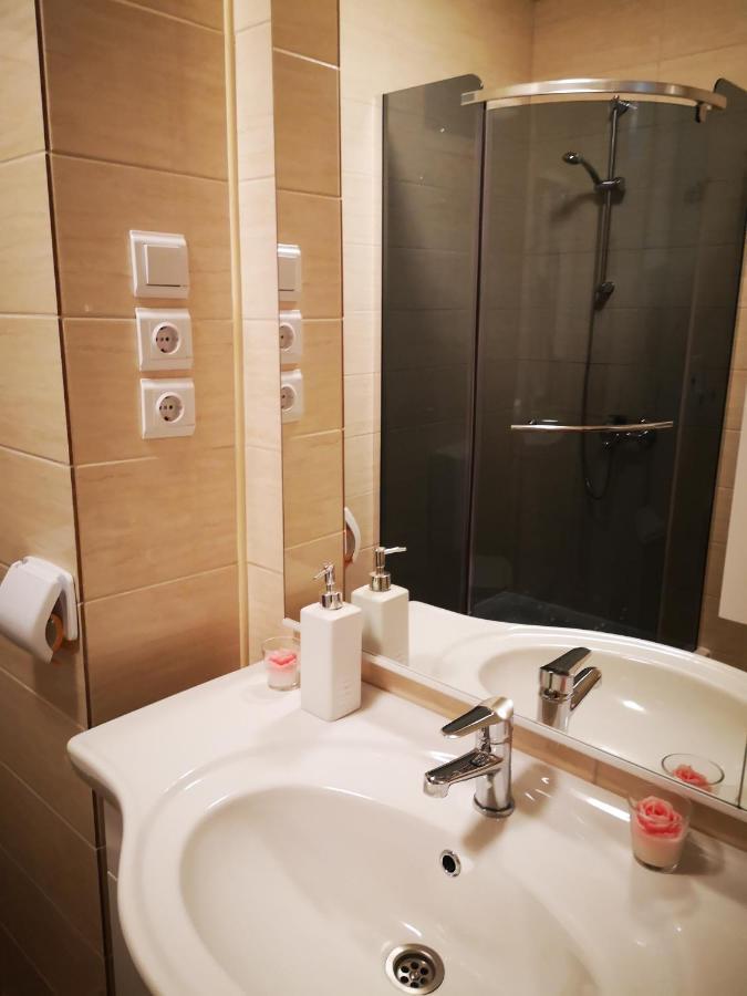 Apartman Petrovic City Center Trogir Exterior photo