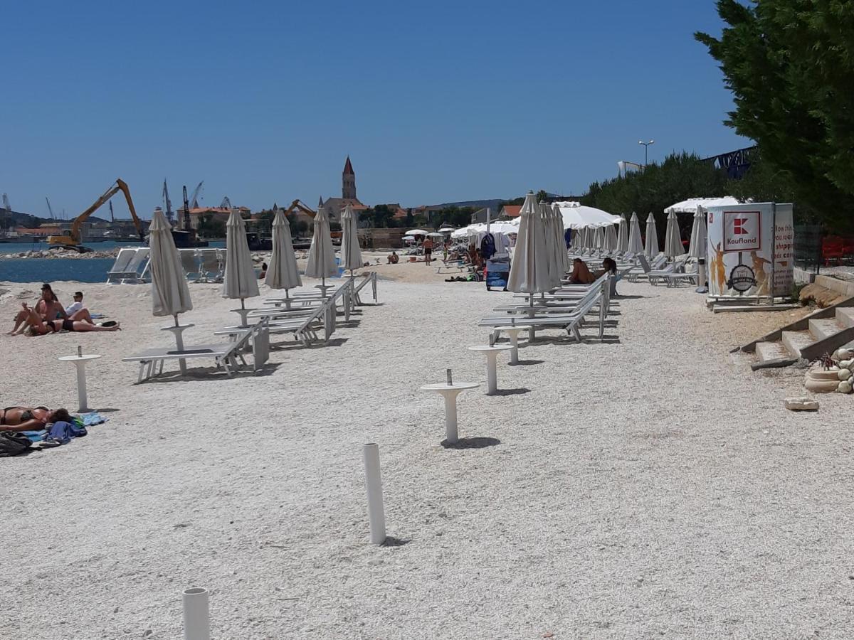 Apartman Petrovic City Center Trogir Exterior photo